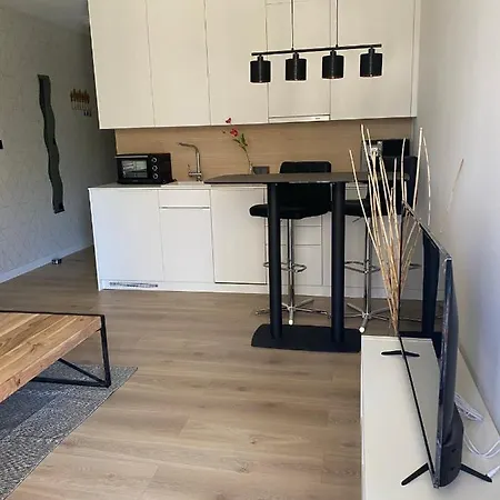 1ive4hil/on Appartement *